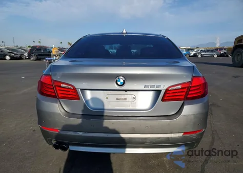2013 BMW 528 I z USA, uszkodzony, nr VIN WBAXG5C52DD234344